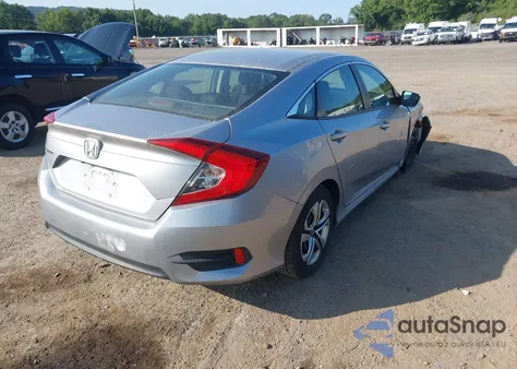 2016 Honda Civic Lx z USA, uszkodzony, nr VIN 19XFC2F57GE212718